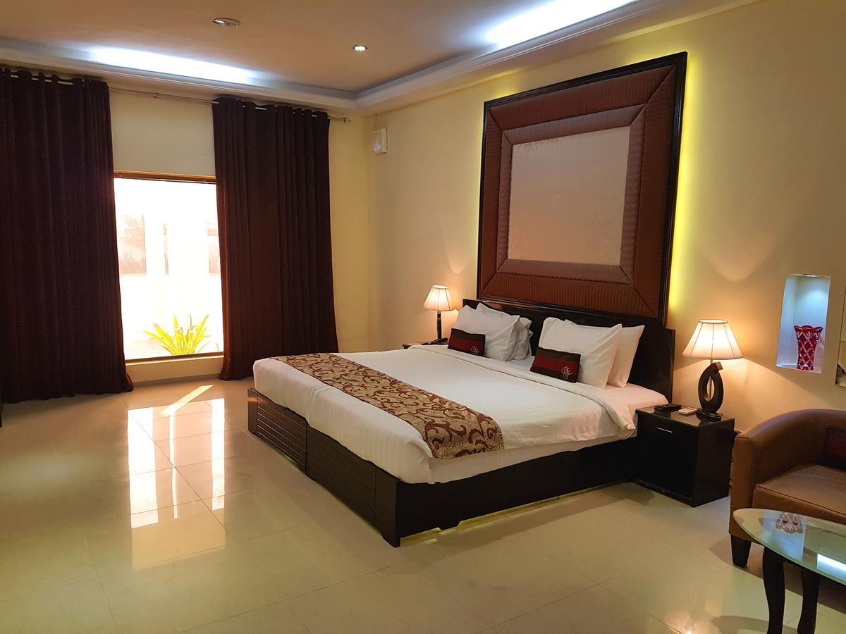 Grand Enclave Hotel Lahore Exterior foto